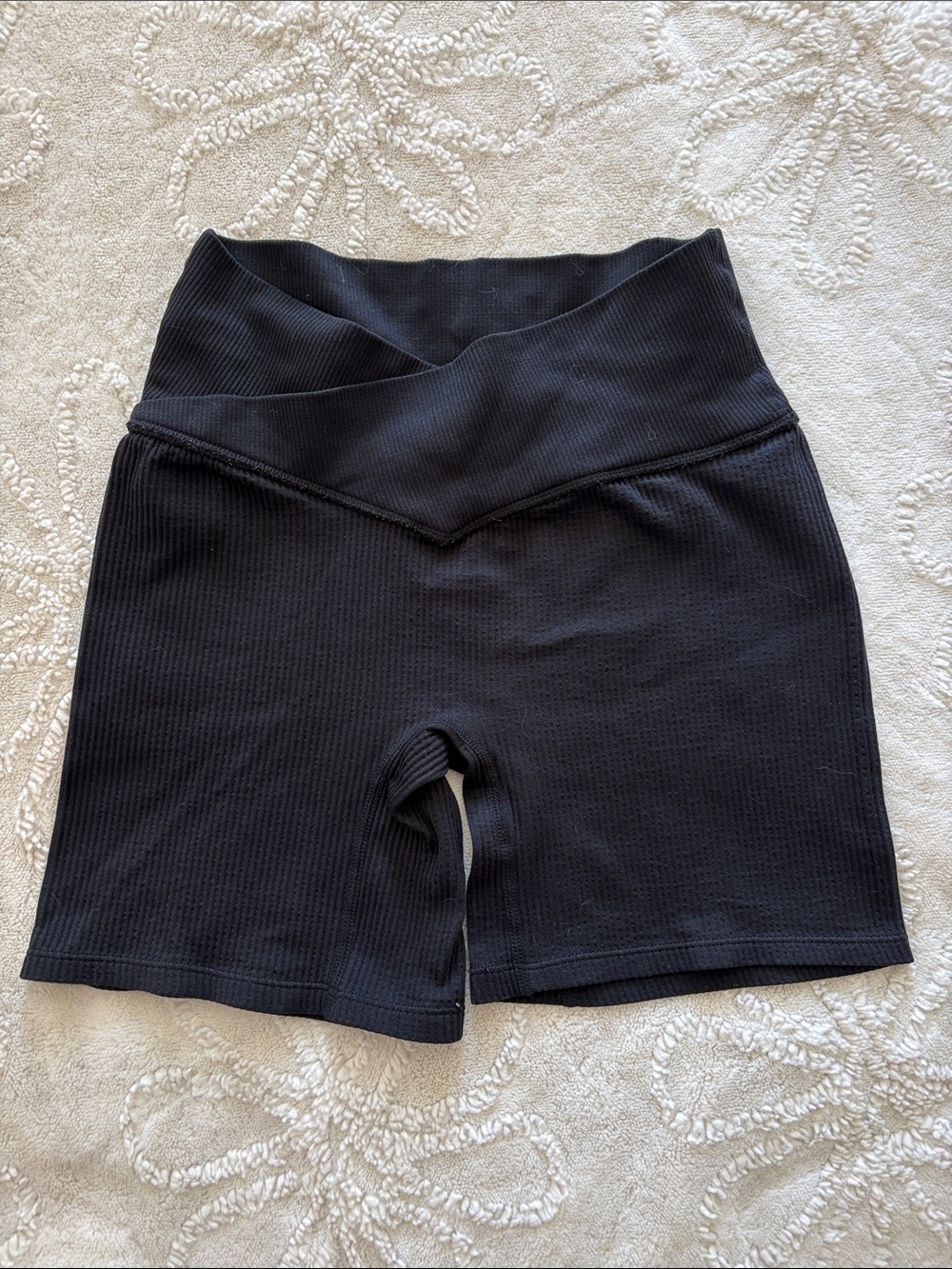 Crossover shorts